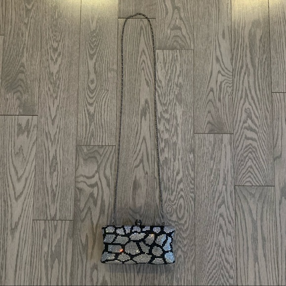 Beautiful Sparkly Clutch🤩✨ - Picture 7 of 10